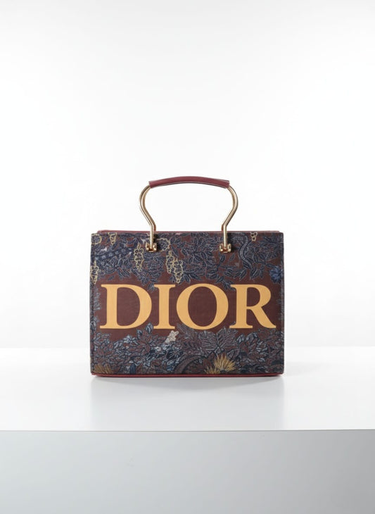 Luxury Dior Emblem Top-Handle Bag - with Intricate Design
